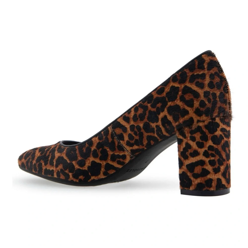 NEW AEROSOLES Betsy Comfortable Cheetah Mid Heel Pump Genuine Leather Cow Hair